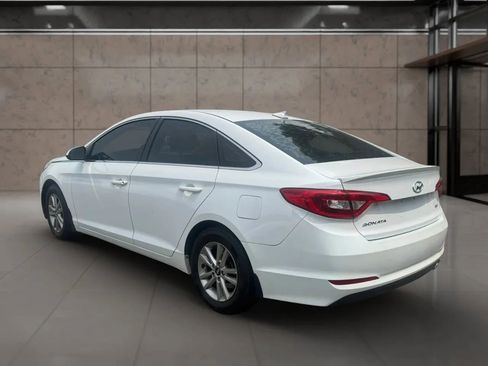 Used 2017 Hyundai Sonata ECO FWD image 4