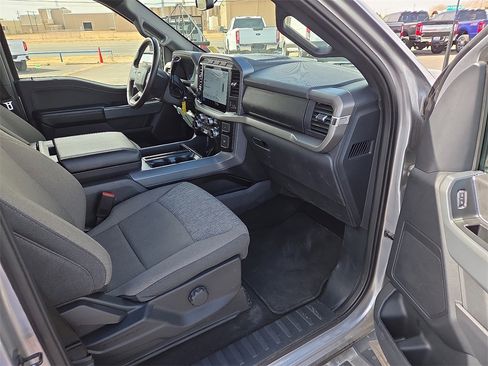 Used 2024 Ford F150 XLT w/ Mobile Office Package image 13