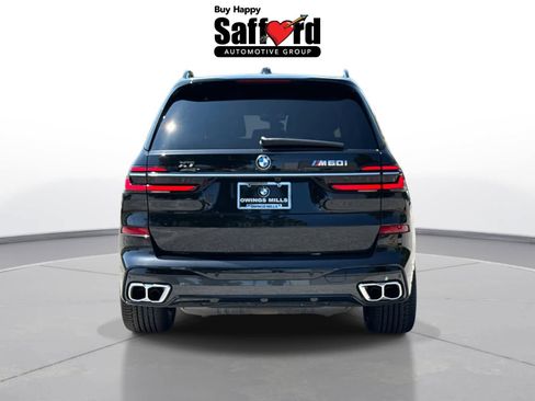 Used 2025 BMW X7 M60i image 7