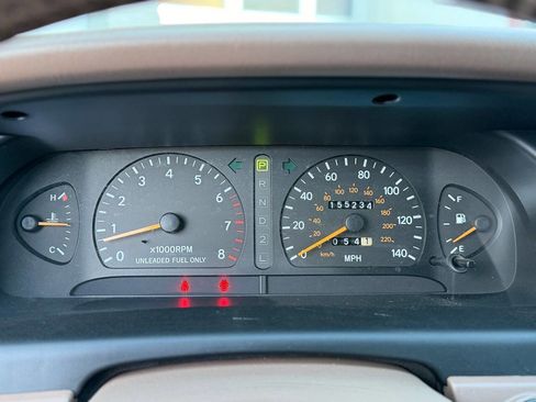 Used 1996 Toyota Avalon XLS image 12