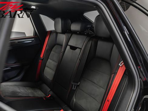 Used 2023 Porsche Macan GTS w/ GTS Sport Package image 47