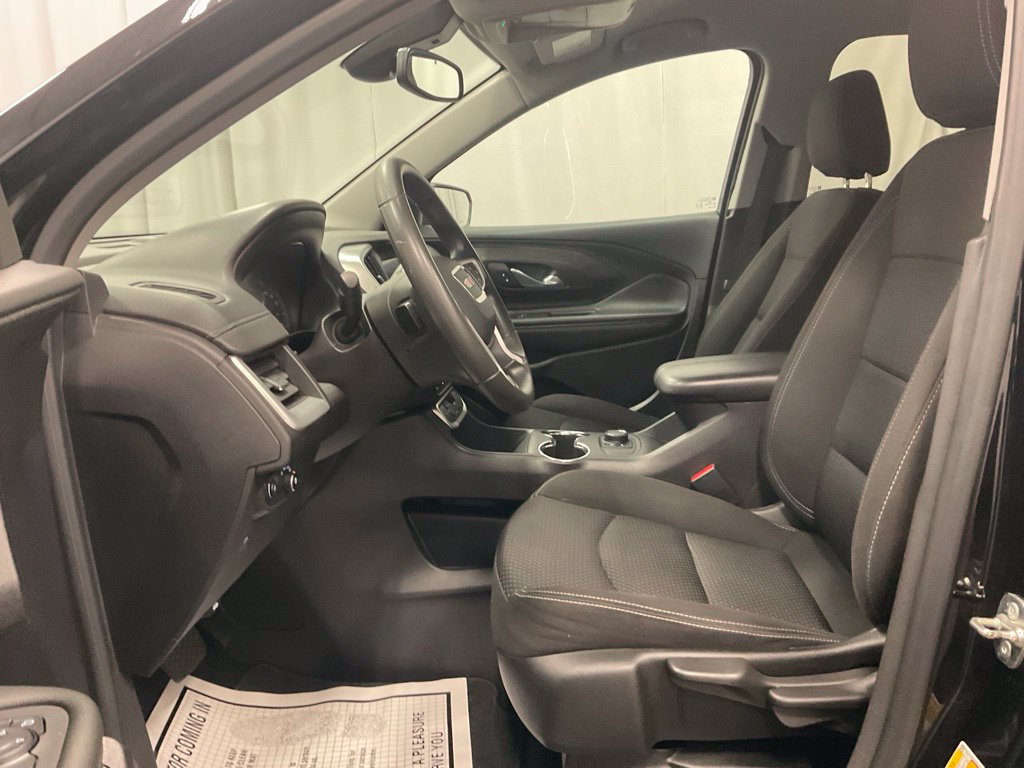 Used 2024 GMC Terrain SLE AWD/4WD image 7