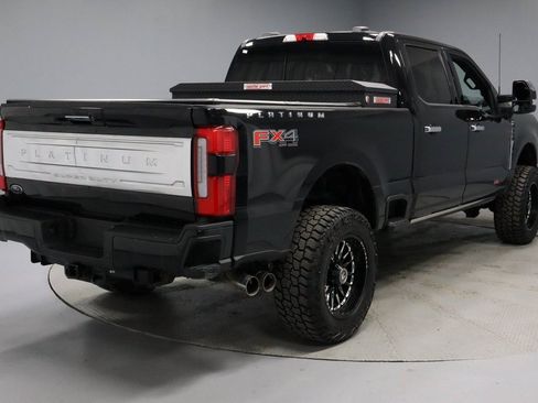 Used 2024 Ford F350 Platinum image 11