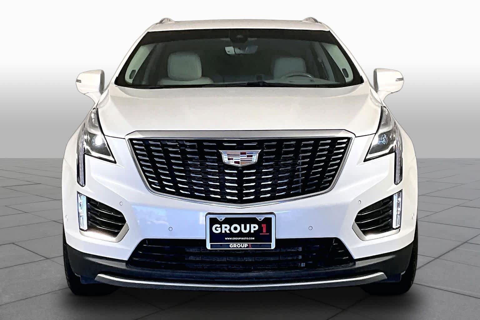Used 2024 Cadillac XT5 Premium Luxury w/ Technology Package FWD image 4