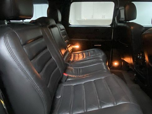 Used 2005 HUMMER H2 w/ Preferred Equipment Group image 15