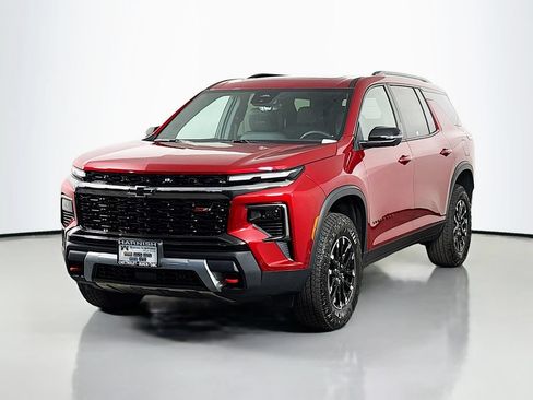 New 2026 Chevrolet Traverse Z71 w/ Enhanced Driving Package AWD/4WD image 3