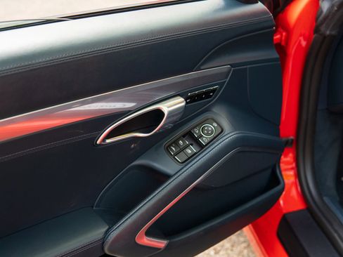Used 2019 Porsche 911 Carrera S RWD image 39