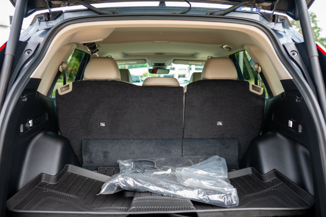 Used 2024 Honda CR-V EX-L image 25