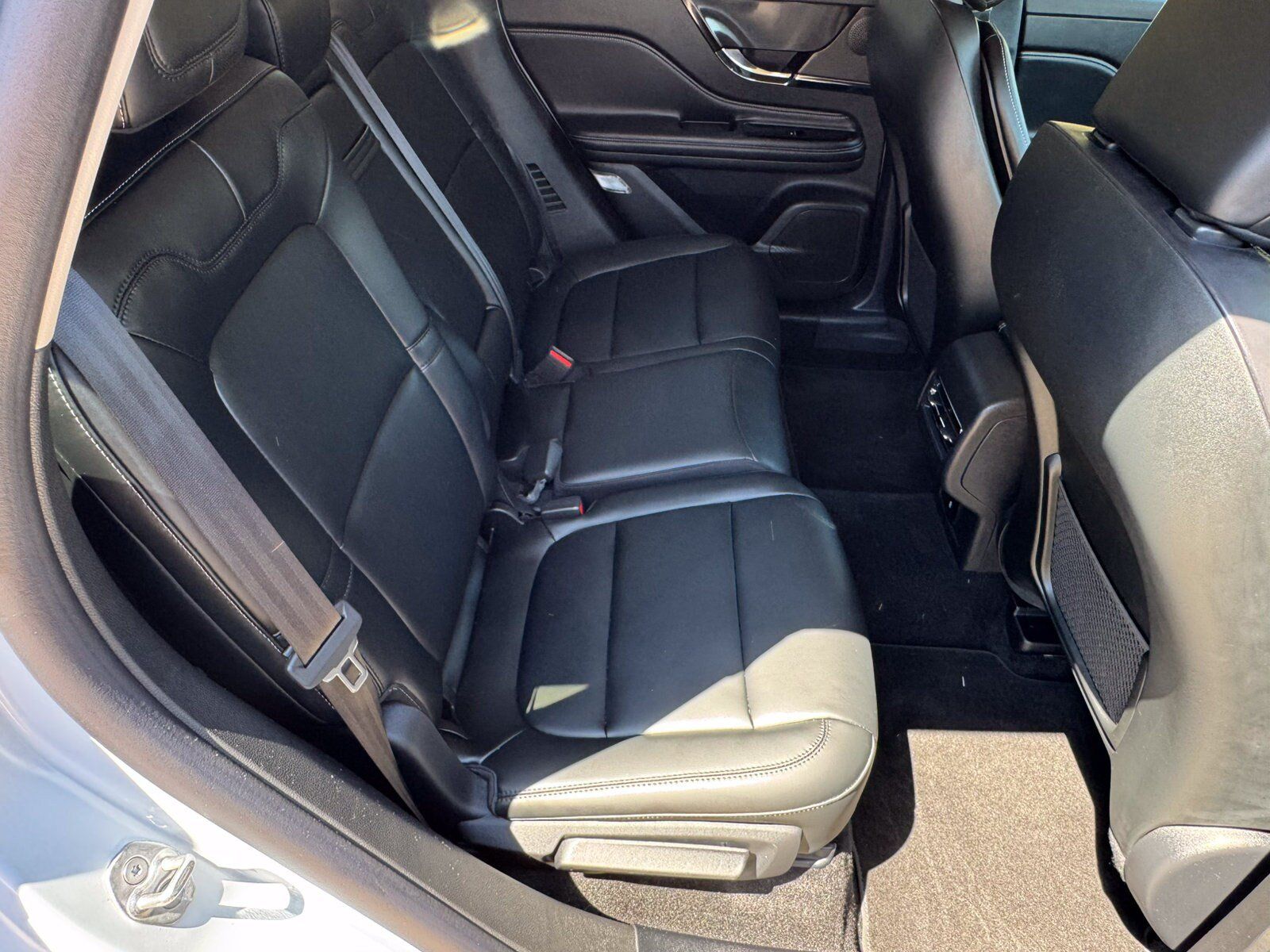 Used 2025 Lincoln Corsair FWD image 17