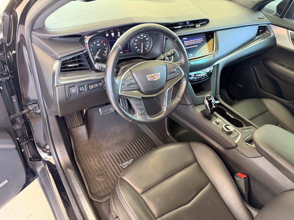 Used 2023 Cadillac XT5 Sportv w/ Technology Package AWD/4WD image 14