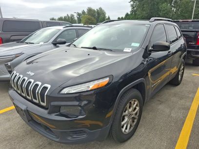 Used 2015 Jeep Cherokee Sport w/ Sport Appearance Group