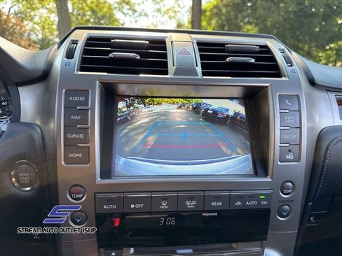 Used 2019 Lexus GX 460 image 41