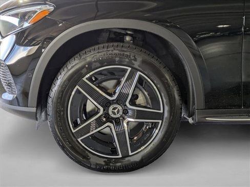 New 2026 Mercedes-Benz GLC 300 image 10
