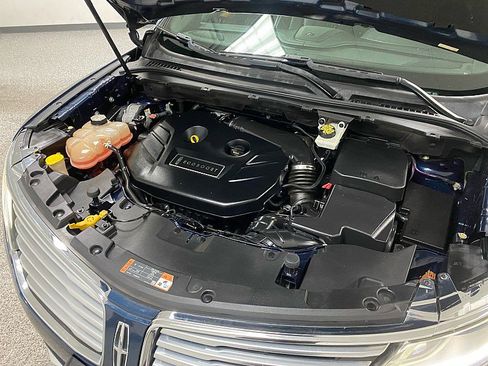 Used 2015 Lincoln MKC FWD w/ Equipment Group 101A Select image 16