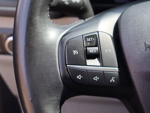 Used 2024 Ford Escape Active FWD image 11