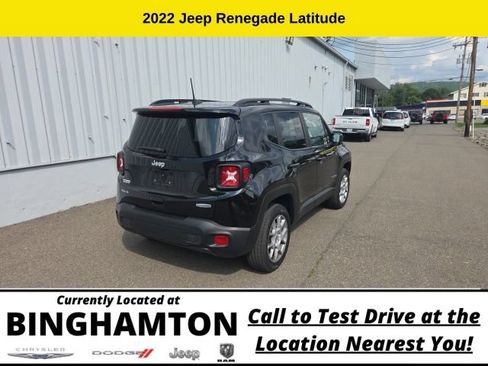 Used 2022 Jeep Renegade Latitude w/ Convenience Group AWD/4WD image 4