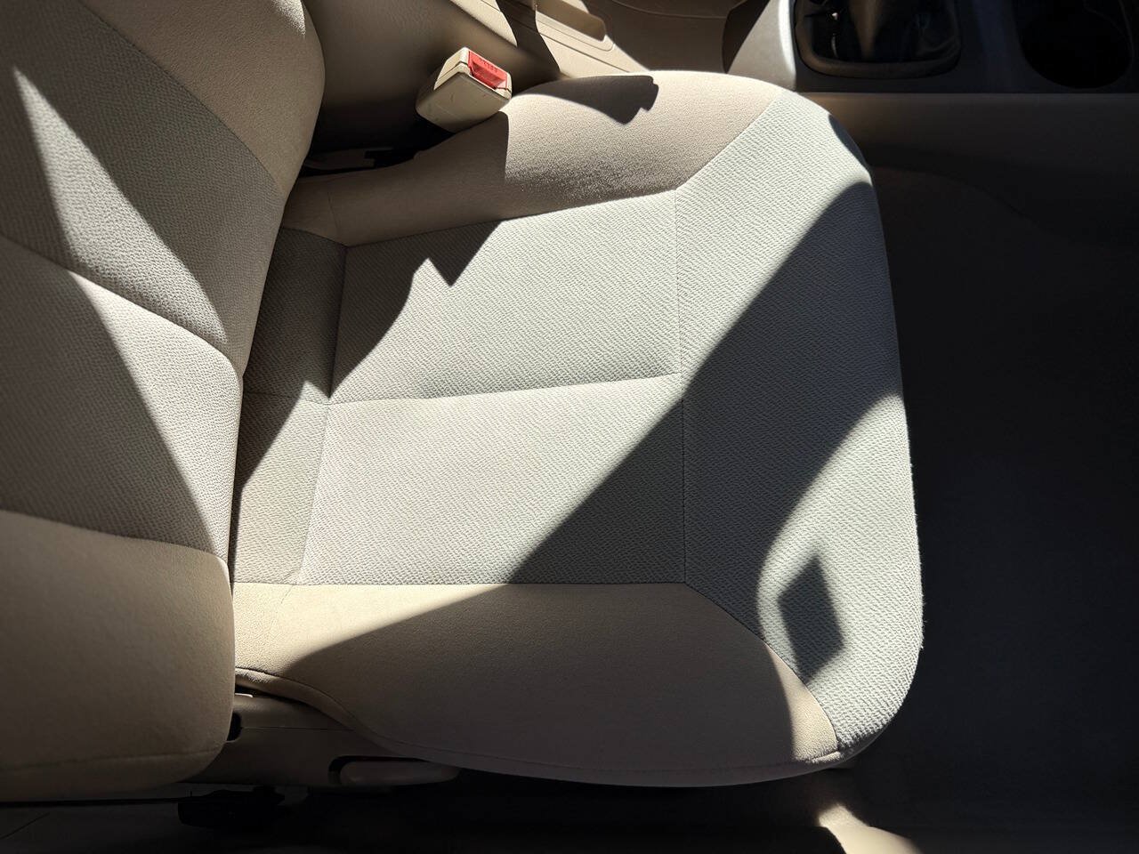 Used 2002 MAZDA Protege FWD image 94