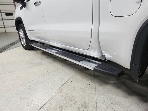 Used 2021 GMC Sierra 1500 SLT w/ SLT Premium Package image 43