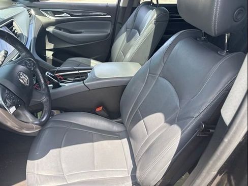 Used 2020 Buick Enclave Essence AWD/4WD image 22