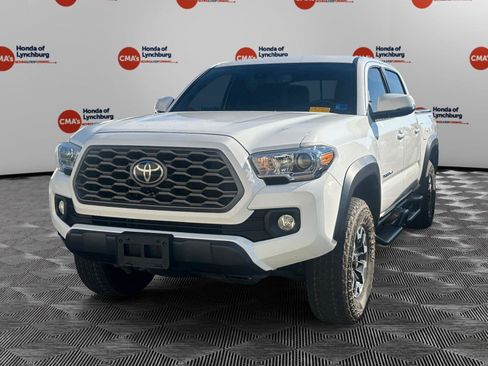 Used 2023 Toyota Tacoma TRD Off-Road w/ Technology Package AWD/4WD image 1