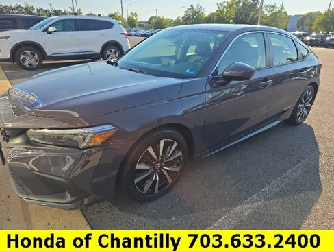 Used 2024 Honda Civic EX-L image 2