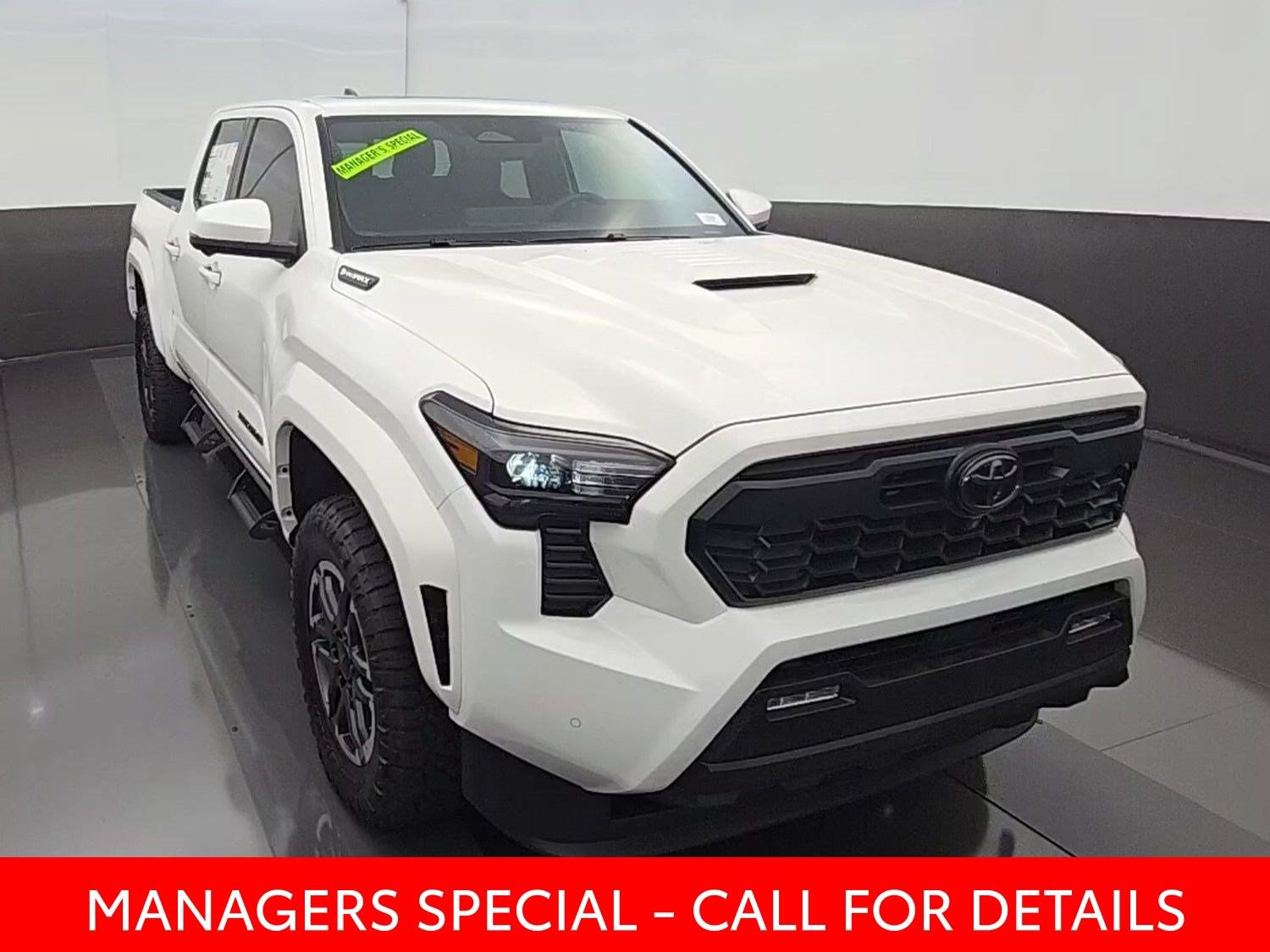 New 2026 Toyota Tacoma TRD Sport w/ TRD Sport Premium Package AWD/4WD image 2