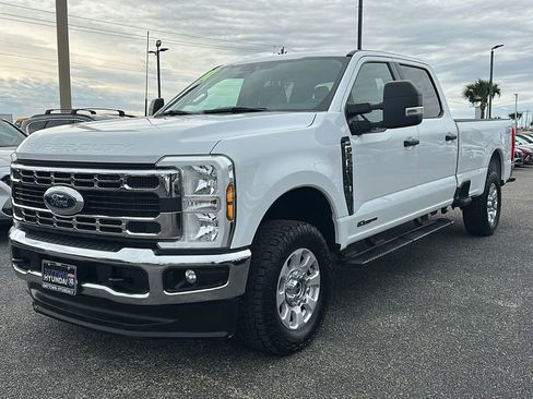 Used 2024 Ford F250 XLT image 9
