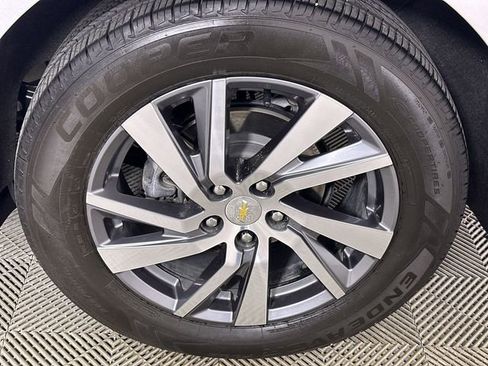Used 2022 Chevrolet Equinox Premier AWD/4WD image 34