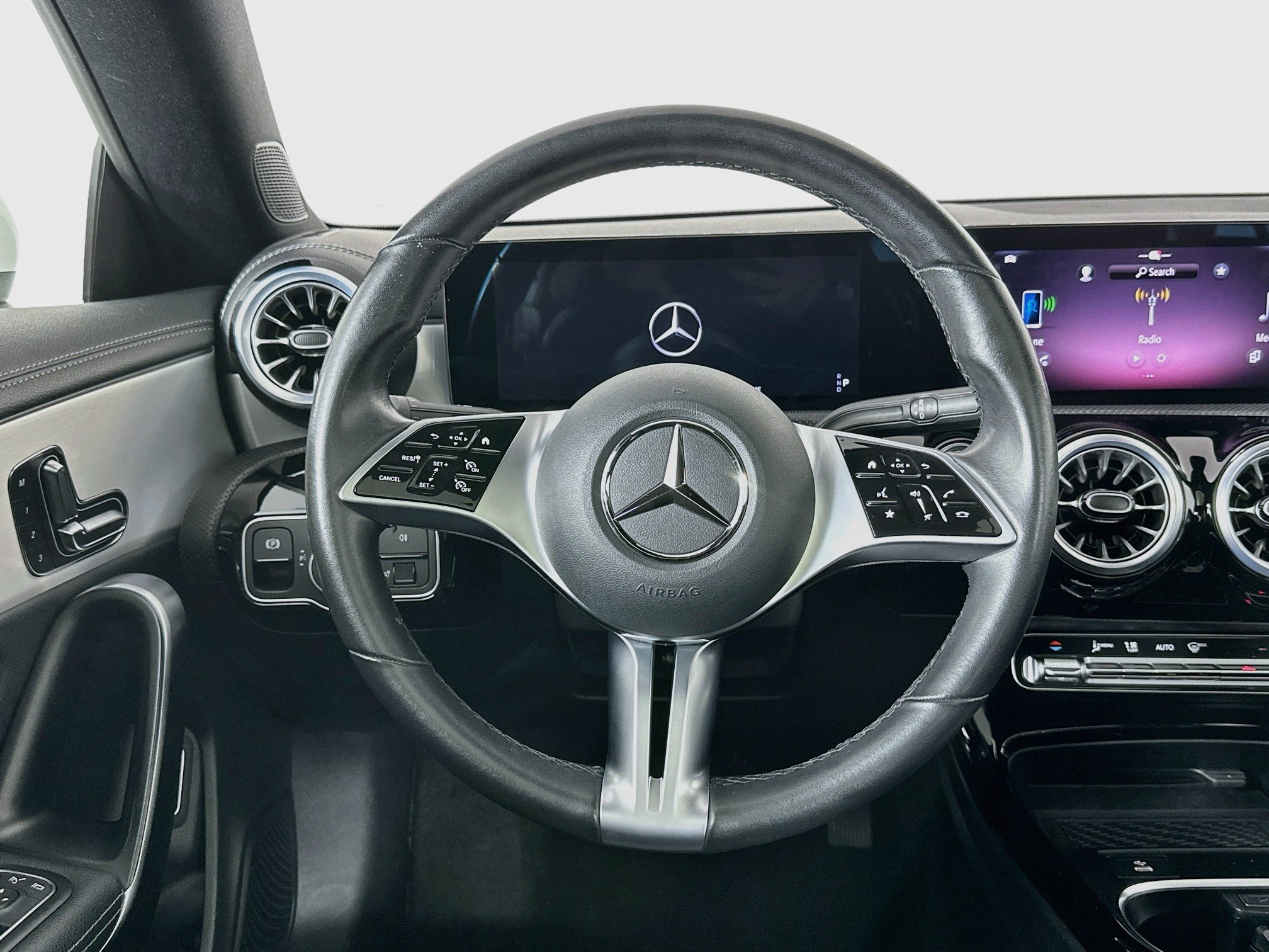 Used 2025 Mercedes-Benz CLA 250 image 18