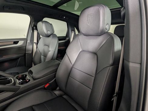 New 2026 Porsche Cayenne AWD/4WD image 5