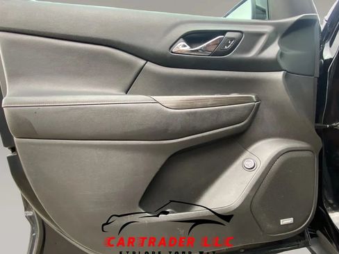 Used 2017 GMC Acadia SLT AWD/4WD image 15