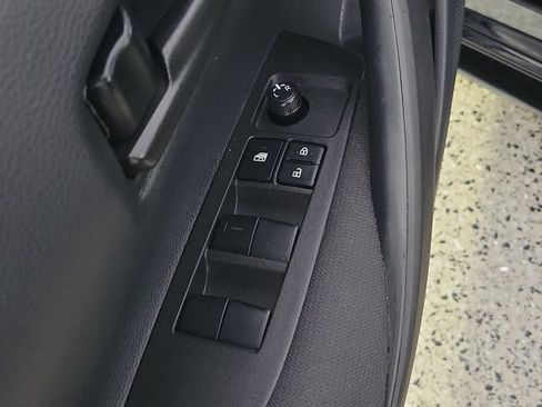 Used 2026 Toyota Corolla LE FWD image 22