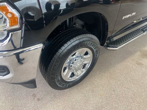 Used 2024 RAM 2500 Big Horn w/ Bed Utility Group image 4