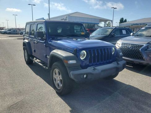 Used 2020 Jeep Wrangler Unlimited Sport S AWD/4WD image 1