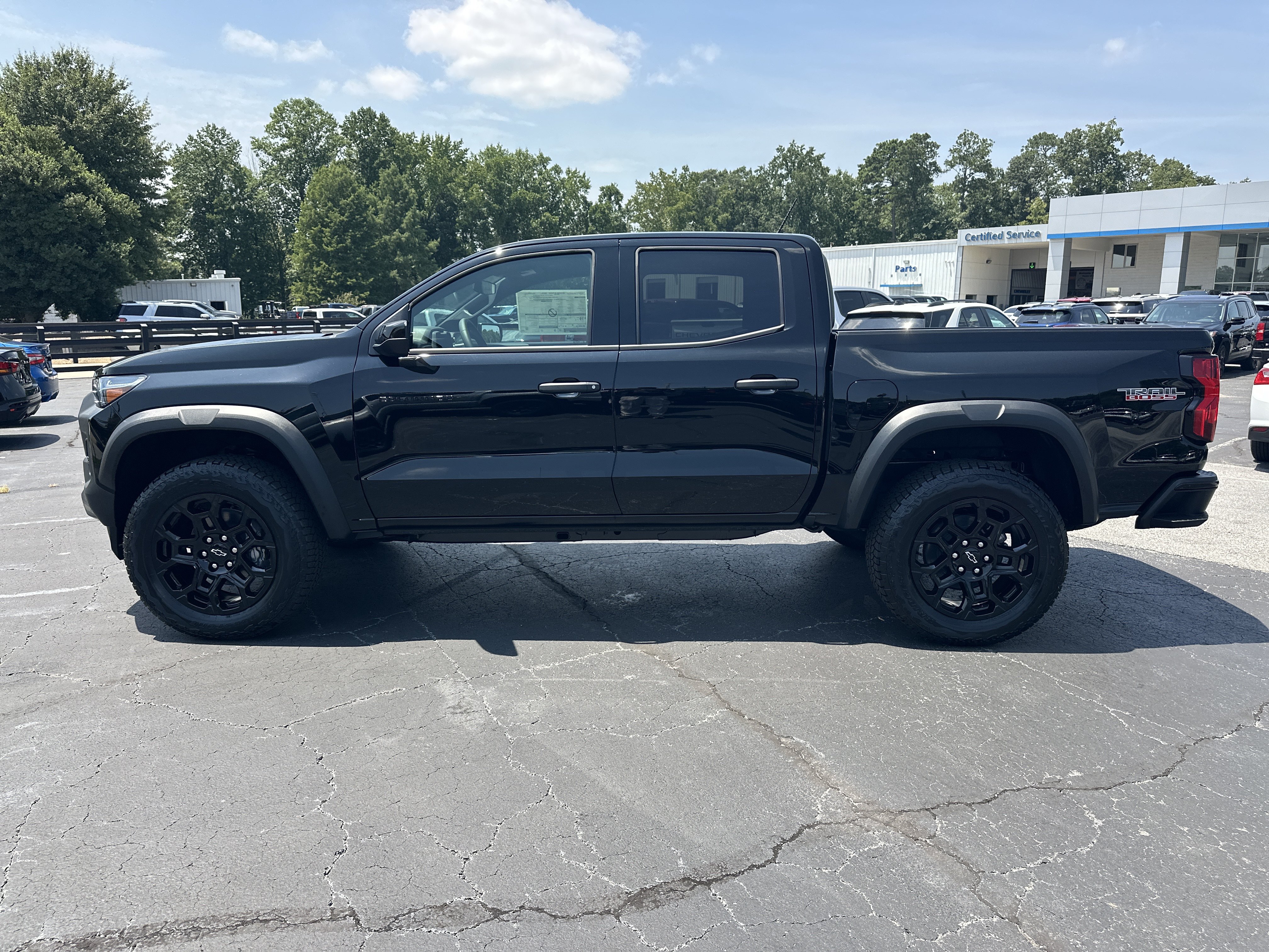 New 2026 Chevrolet Colorado Trail Boss AWD/4WD image 6