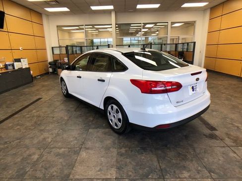 Used 2015 Ford Focus S FWD image 5