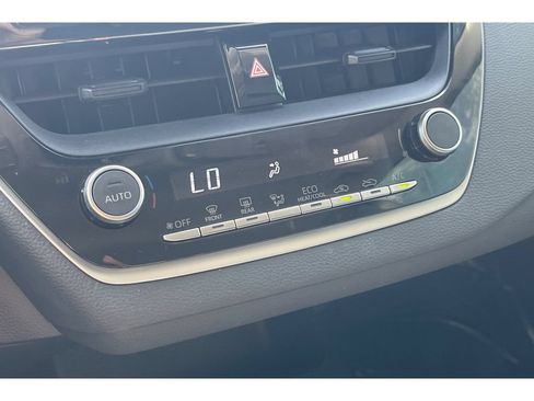 Used 2023 Toyota Corolla LE FWD image 27