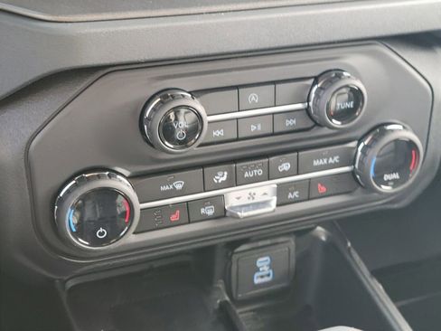 New 2025 Ford Bronco Big Bend image 18