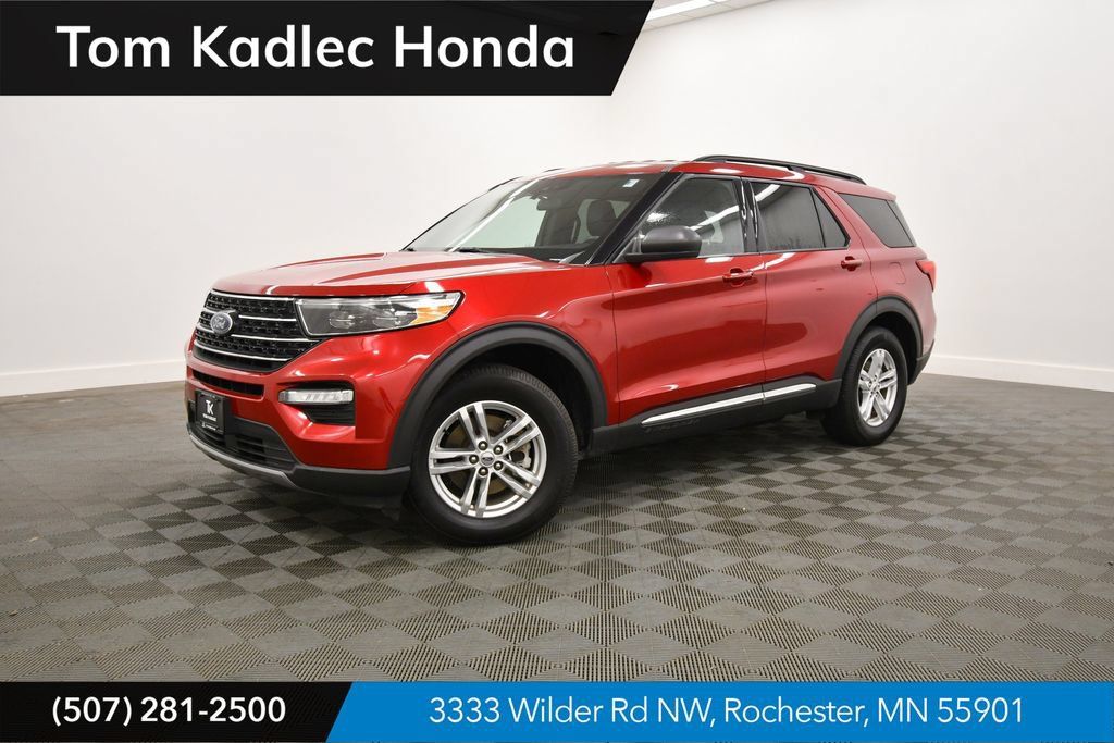 Used 2020 Ford Explorer XLT w/ Equipment Group 202A AWD/4WD image 1