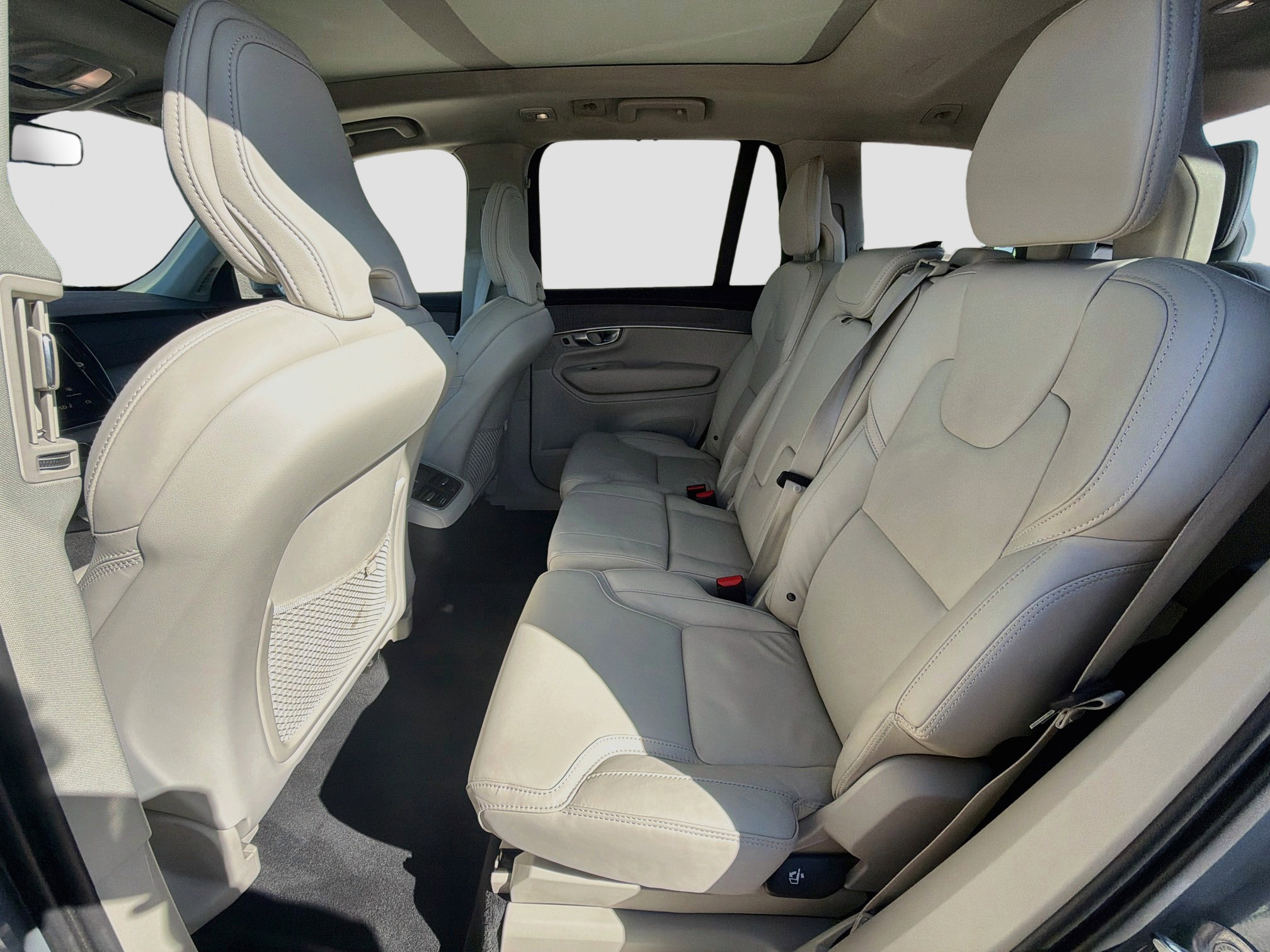 Used 2026 Volvo XC90 B6 Ultra AWD/4WD image 30