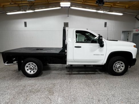 Used 2022 Chevrolet Silverado 3500 W/T w/ WT Convenience Package image 5