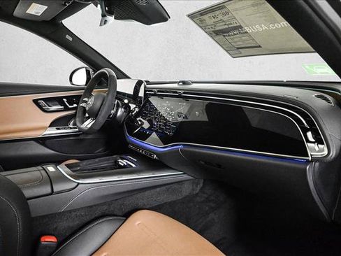 New 2026 Mercedes-Benz E 53 AMG e 4MATIC Sedan image 24