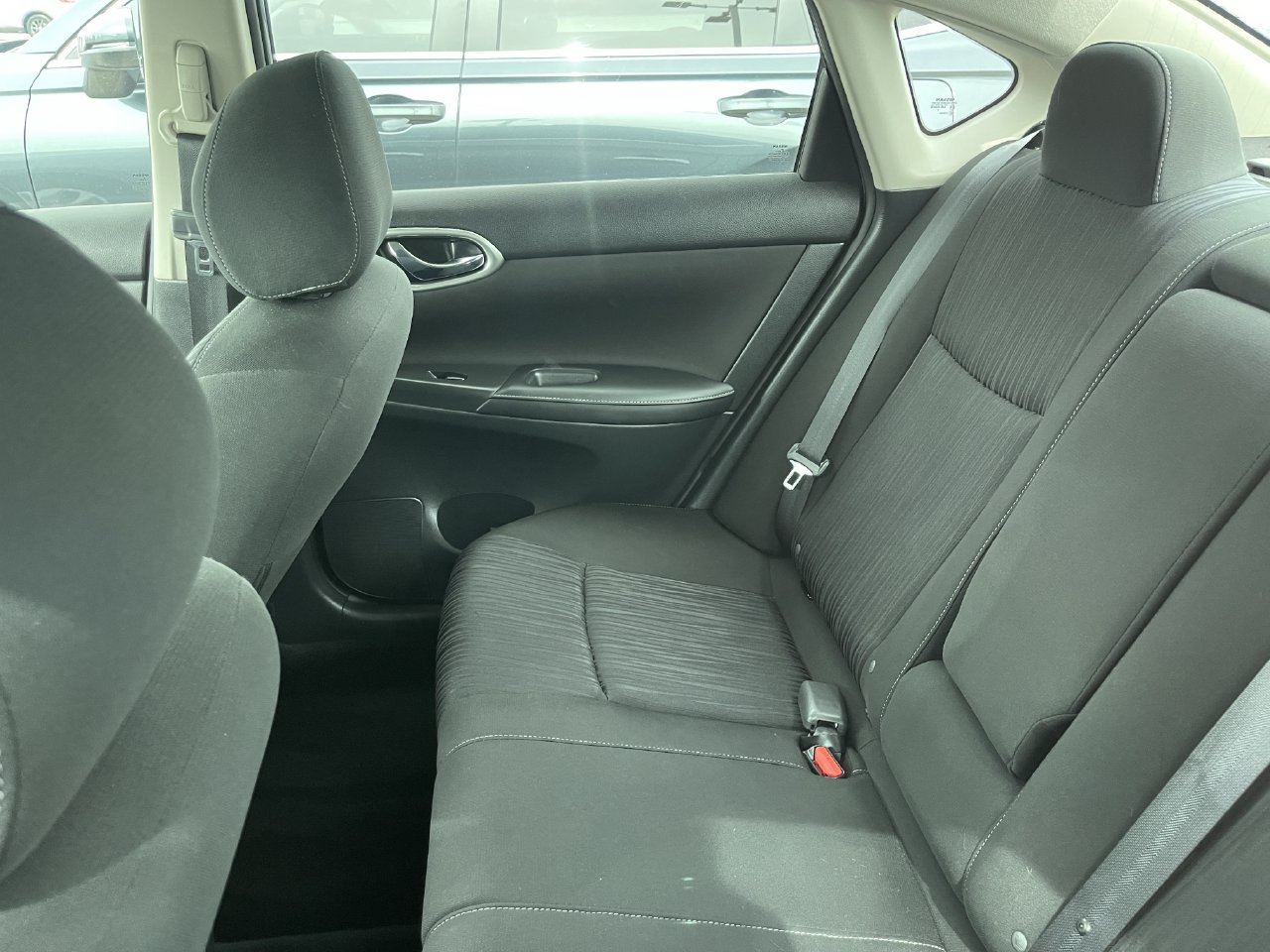 Used 2019 Nissan Sentra SV FWD image 9