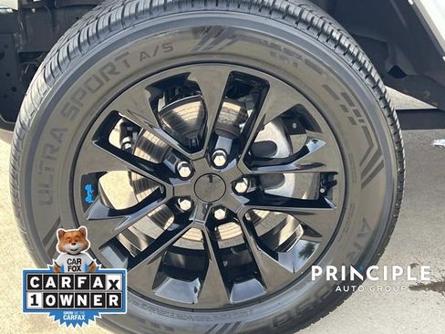 Used 2022 Jeep Wrangler Unlimited Sahara w/ Cold Weather Group image 7