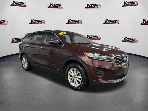 Used 2020 Kia Sorento LX image 3