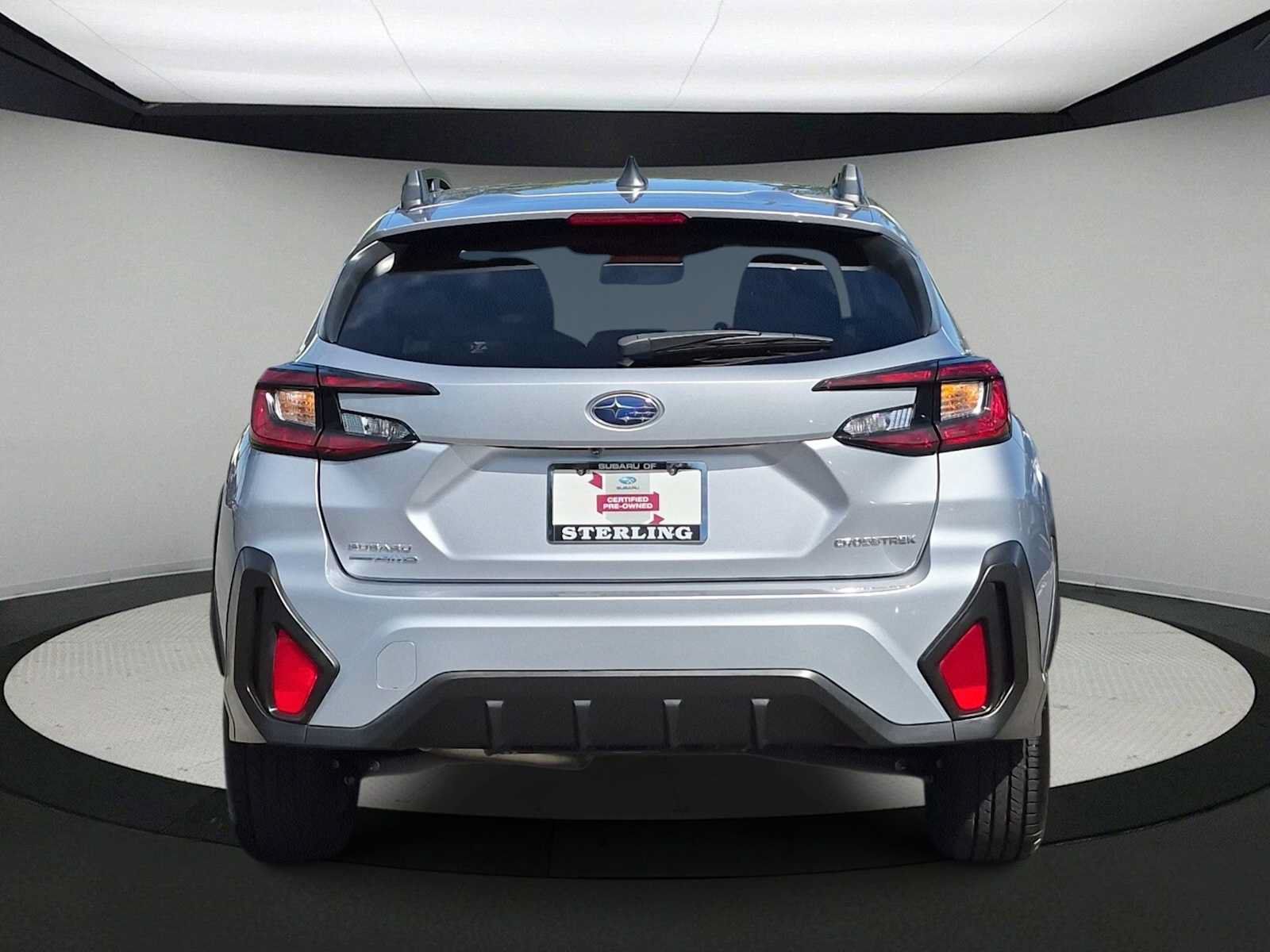 Used 2024 Subaru Crosstrek 2.0i Premium AWD/4WD image 7