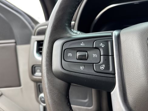 Used 2022 GMC Yukon SLT w/ SLT Premium Package image 19