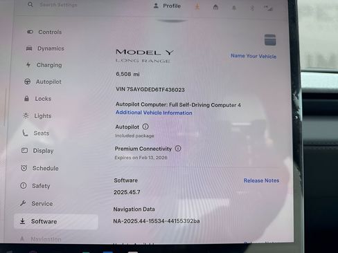 Used 2026 Tesla Model Y Long Range image 24