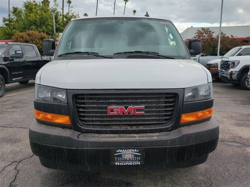 New 2025 GMC Savana 2500 w/ Driver Convenience Package image 32