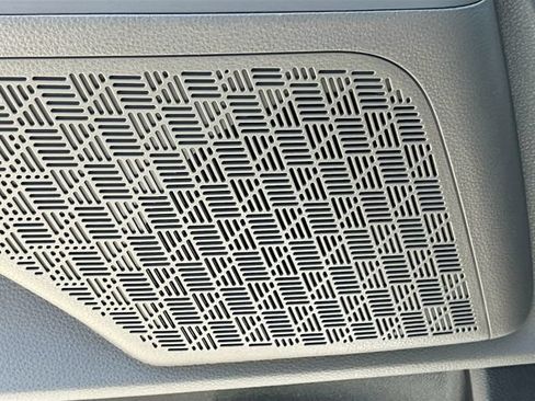 New 2026 Kia Carnival FWD image 19